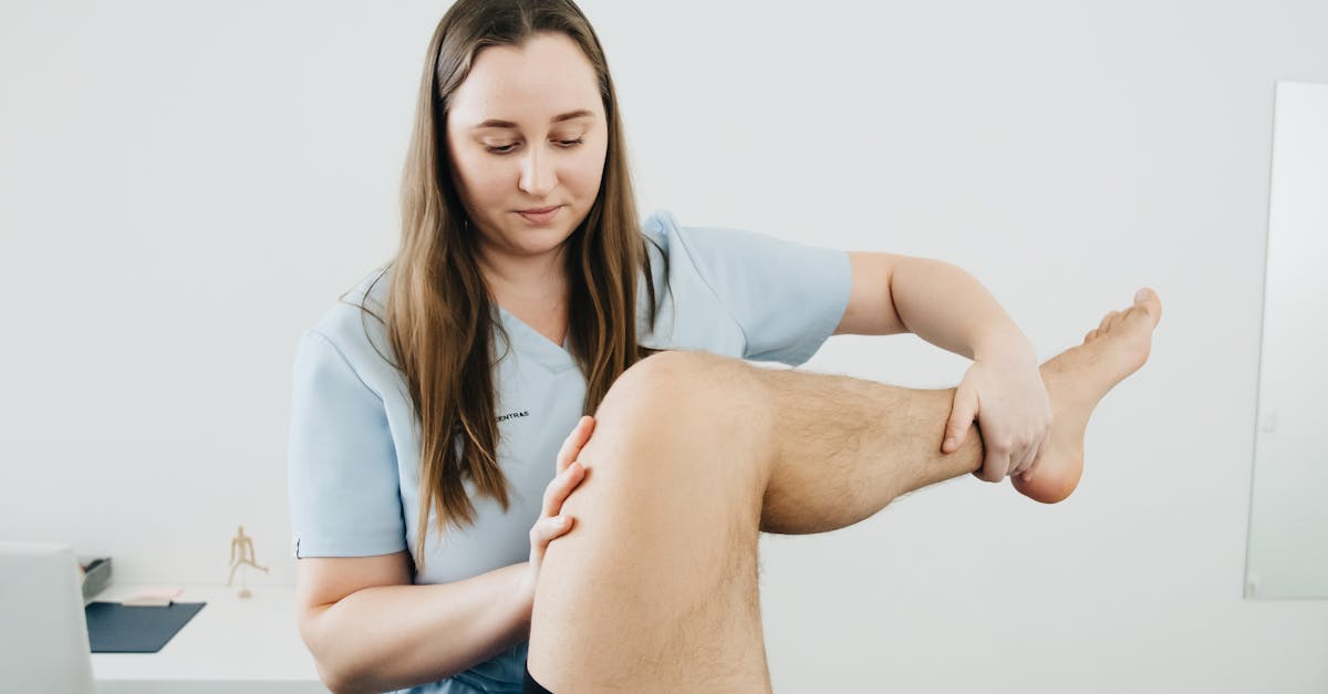 Utilising Neurological Assessments in Knee Examination